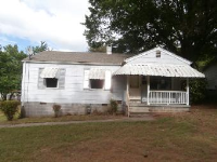 1104 Valley View St, Greensboro, NC 27405 