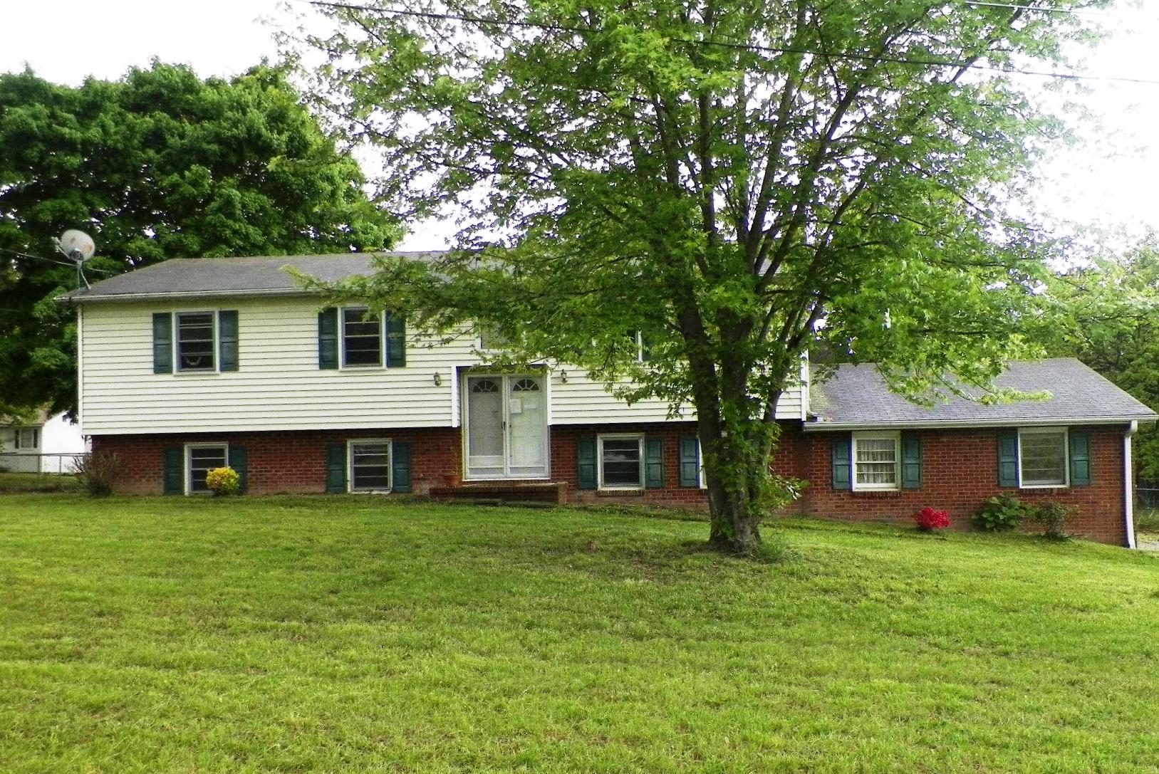 201 Armstrong Court, Archdale, NC 27263 