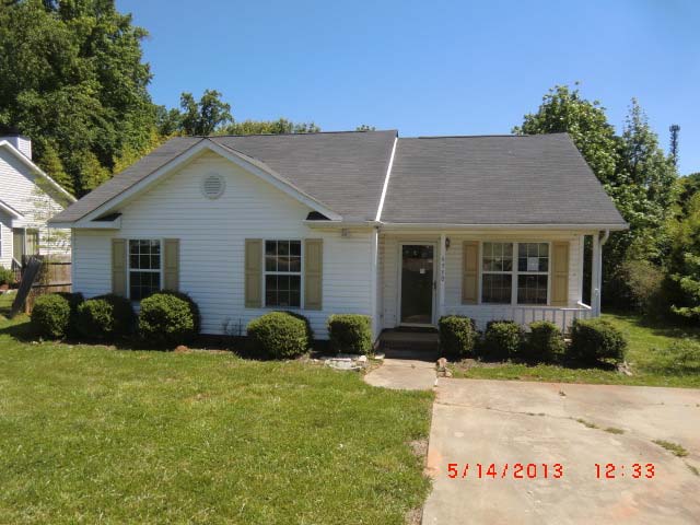 6930 Reese Furr Dr, Charlotte, NC 28216 