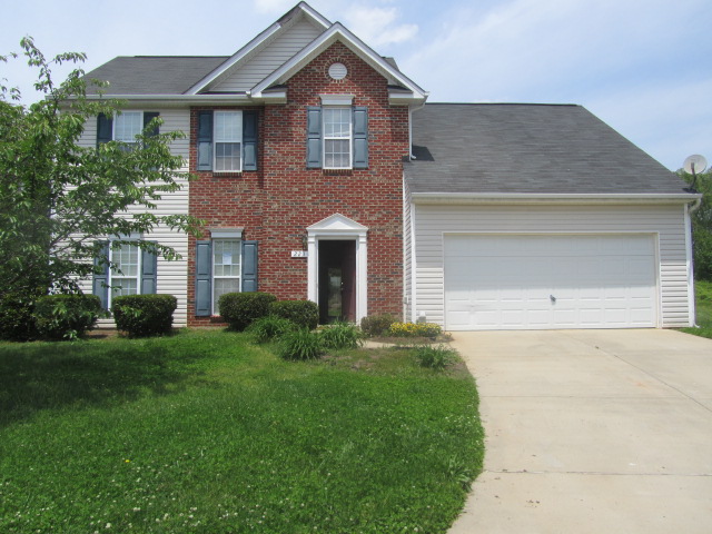 223 Stone Meadow Ct, Kernersville, NC 27284 