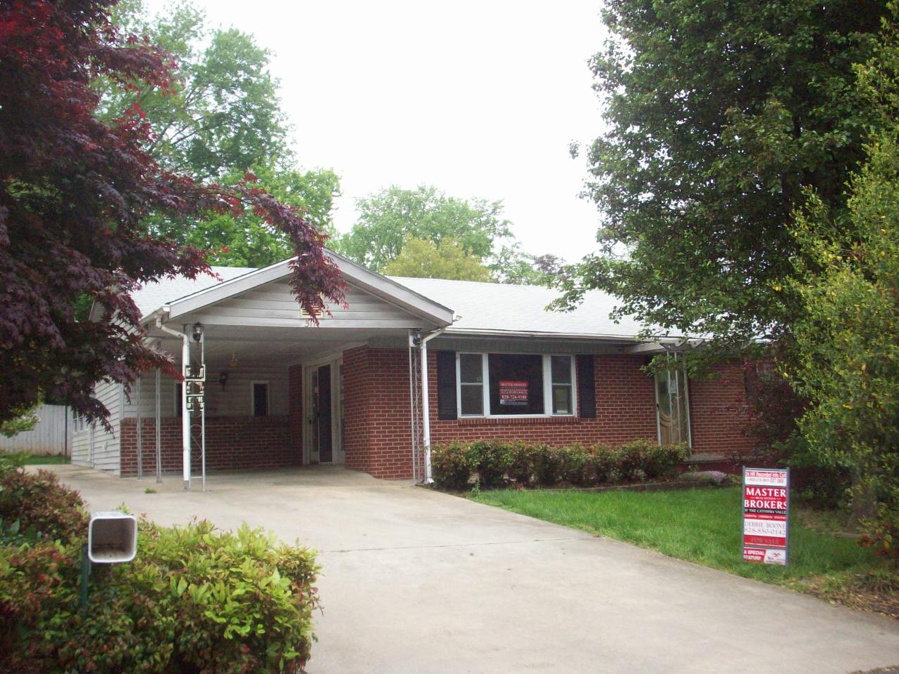 511 4th Street Pl SW, Hildebran, NC 28637 