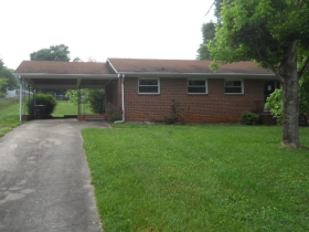 4505 Tise Avenue, Winston Salem, NC 27105 