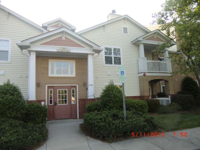 17113 Red Feather Dr, Charlotte, NC 28277 