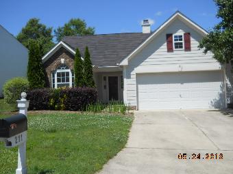 211 Kindlewood Dr, Durham, NC 27703 