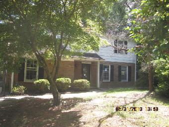 7200 Lake Dr, Matthews, NC 28104 