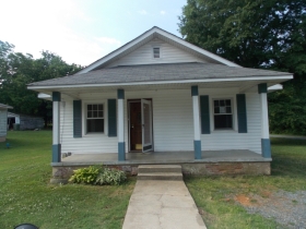 1321 Lowder St, Albemarle, NC 28001 