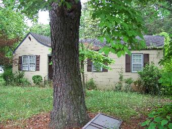 401 Pike St, Enfield, NC 27823 