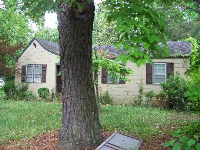 401 Pike St, Enfield, NC 27823 