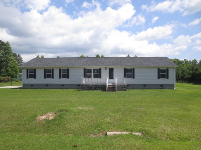 9524 Magnolia Dr NE, Leland, NC 28451 