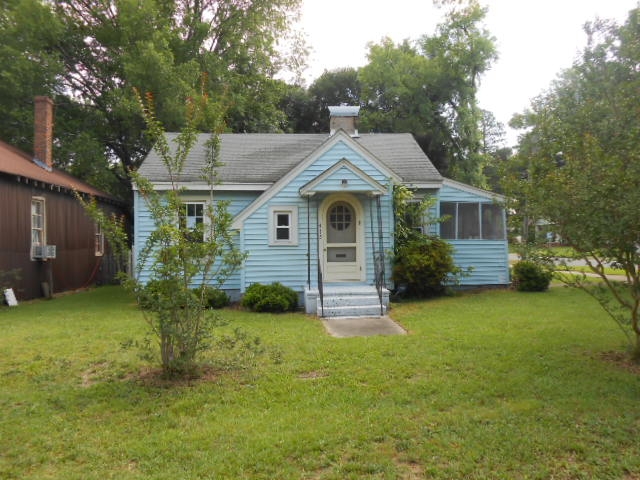 415 Caswell Street, Smithfield, NC 27577 