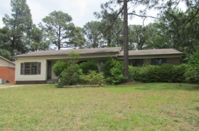 871 Bedrock Dr, Fayetteville, NC 28303 