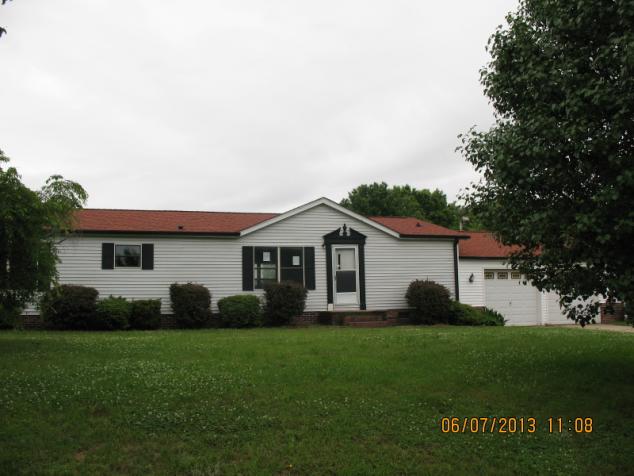 131 Camp Oak Road, Statesville, NC 28677 