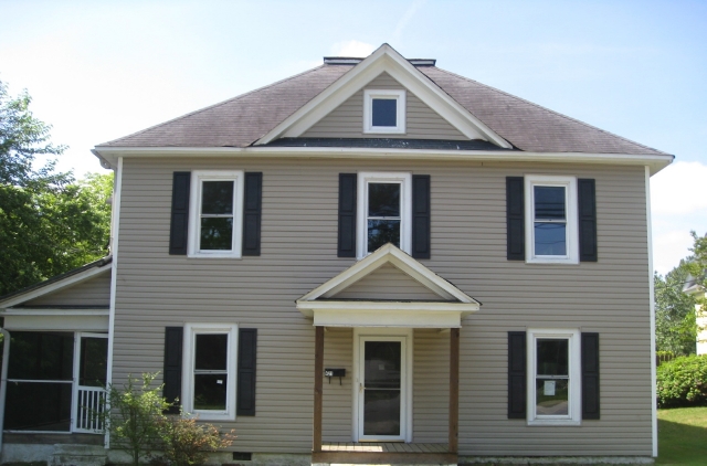 421 Lexington Ave, Thomasville, NC 27360 