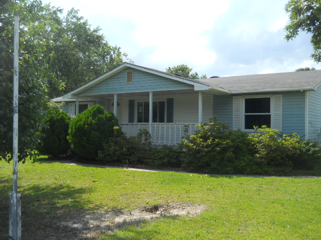 326 Mcdougald Dr, Raeford, NC 28376 