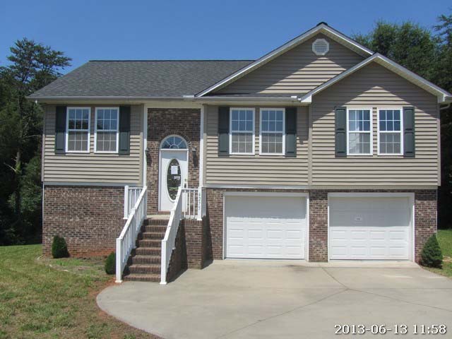 4275 Beason Dr, Lincolnton, NC 28092 