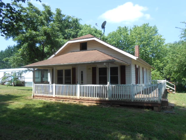 245 Friendly Grove Church Rd, Millers Creek, NC 28651 