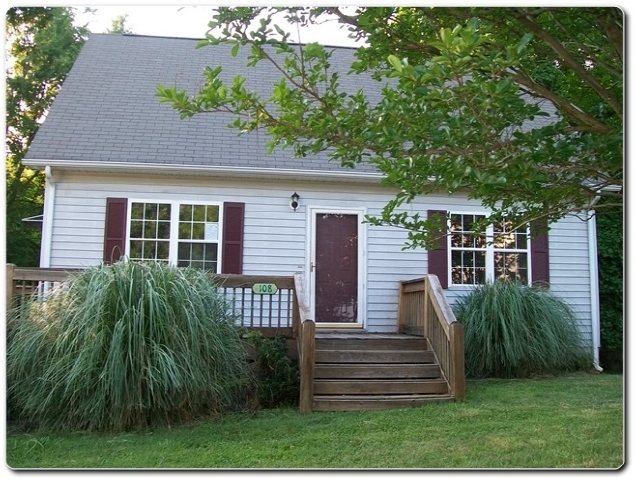 108 Wood St, Mount Holly, NC 28120 