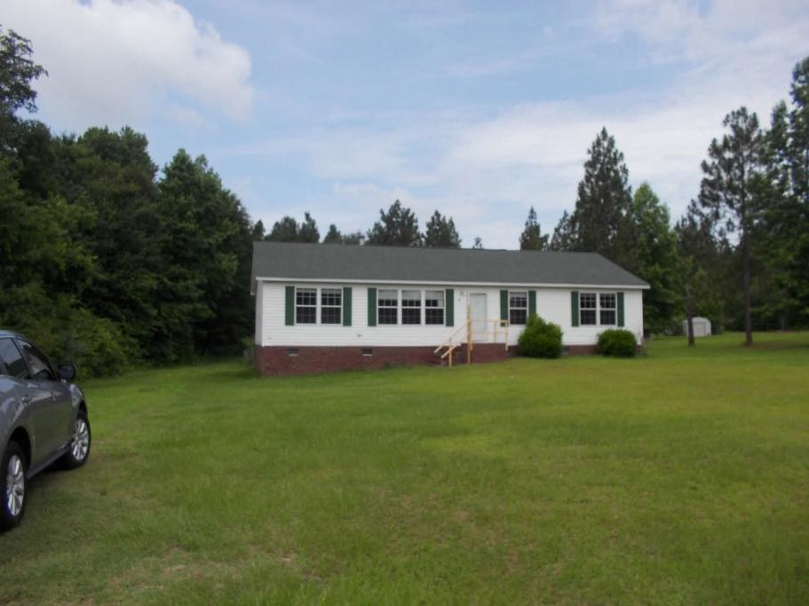 110 Pat Way Ln, Lillington, NC 27546 