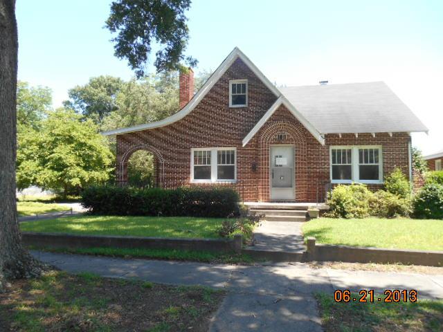 913 E Mulberry St, Goldsboro, NC 27530 