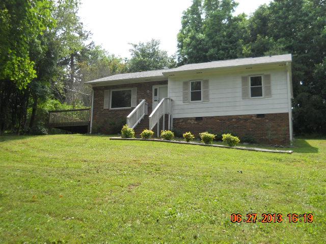 5113 Tall Tree Ct, Winston Salem, NC 27105 