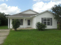 104 Reebe Cir, Selma, NC 27576 