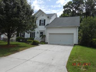 3386 Valley Crossing Dr, Greensboro, NC 27410 