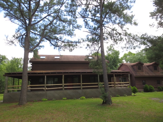 218 Camp Pelletier Rd, Swansboro, NC 28584 