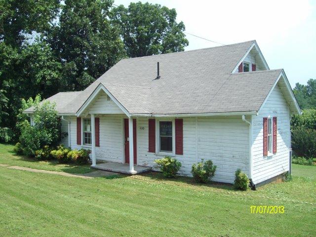 610 Gillespie Street, Dobson, NC 27017 