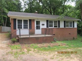 609 W Makepeace St, Sanford, NC 27330 