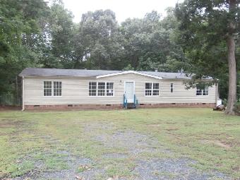 1555 Hunters Woods Dr, Trinity, NC 27370 