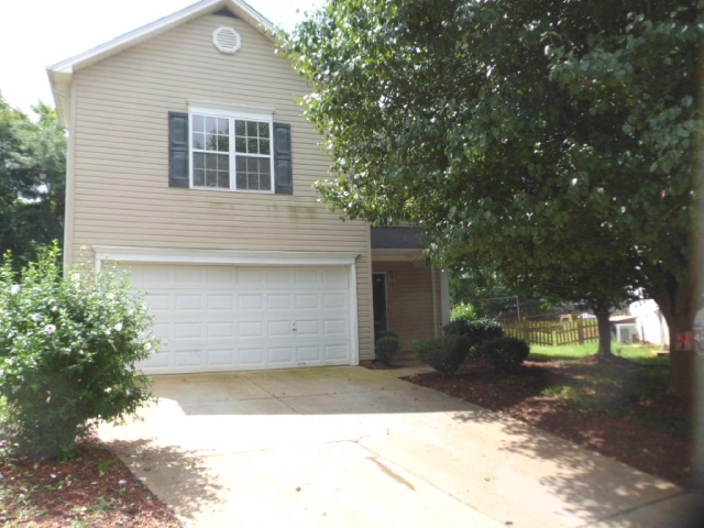 12 Hackberry Ct, Browns Summit, NC 27214 