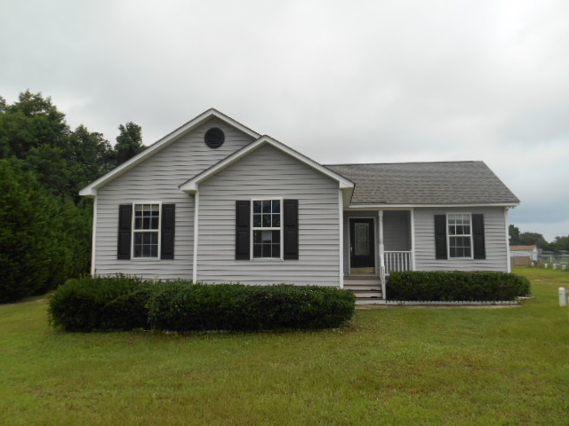 1104 Danesfield Ct, Raleigh, NC 27603 