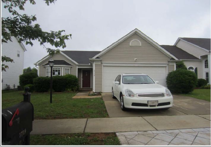 5719 Waverly Lynn Ln., Charlotte, NC 28269 