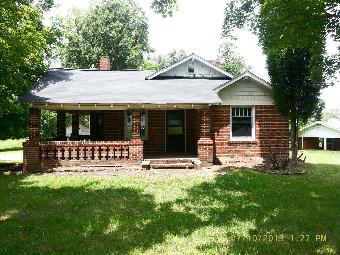 1300 Holly Grove Rd, Lexington, NC 27292 