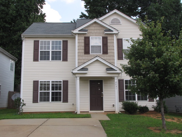 2431 Shad Court, Charlotte, NC 28208 