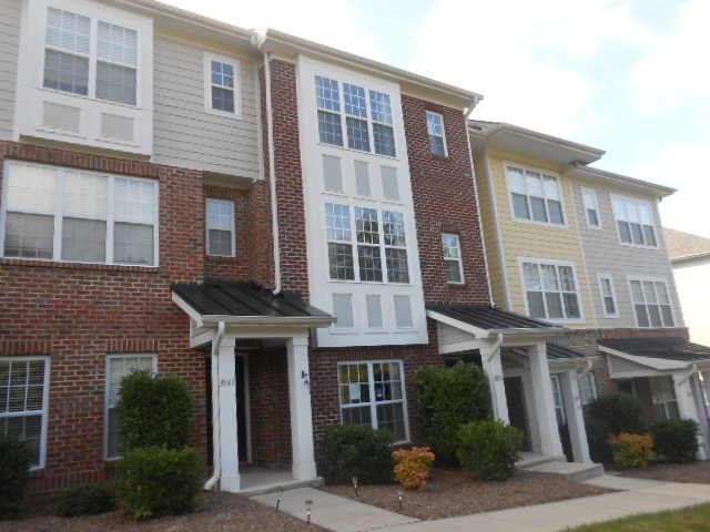 3843 Cary Glen Blvd, Cary, NC 27519 