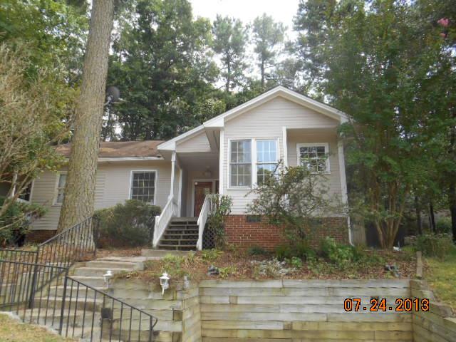 3704 Greywood Dr, Raleigh, NC 27604 