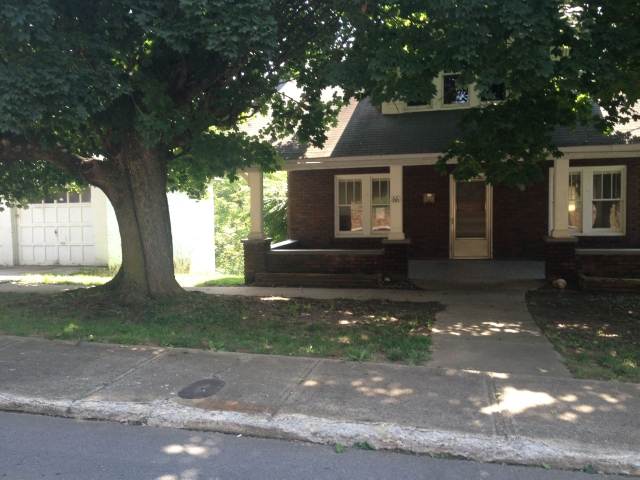 66 N Main St, Canton, NC 28716 