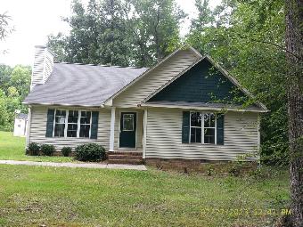 3103 Saw Mill Dr, Elon, NC 27244 