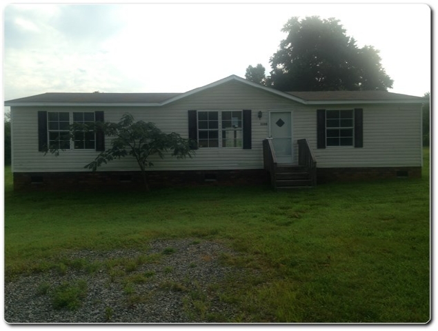 1184 Safeway Dr, Gastonia, NC 28056 