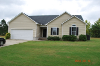 270 Copper Creek Dr, Raeford, NC 28376 