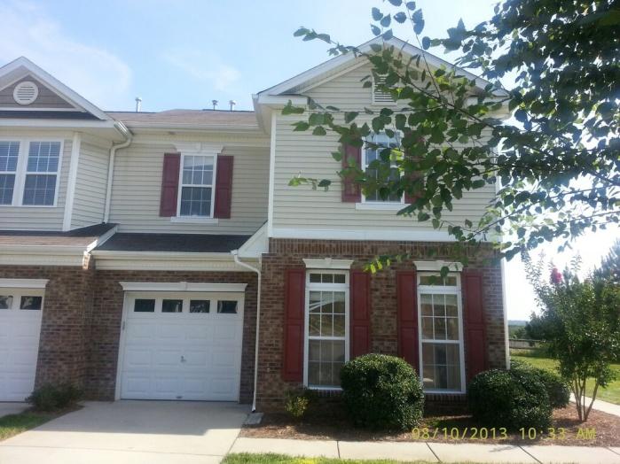 5841 Fox Point Cir, Winston Salem, NC 27104 