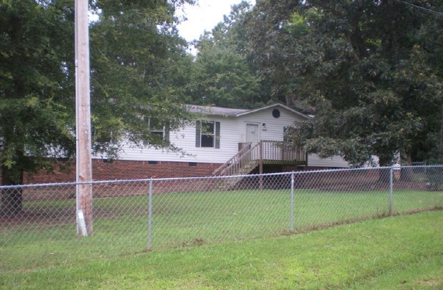 7529 Gold Hill Rd, Snow Camp, NC 27349 