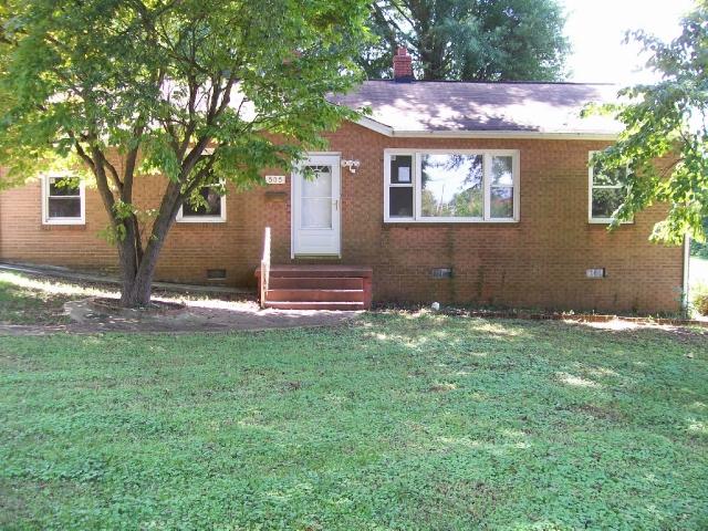 505 E B St, Newton, NC 28658 