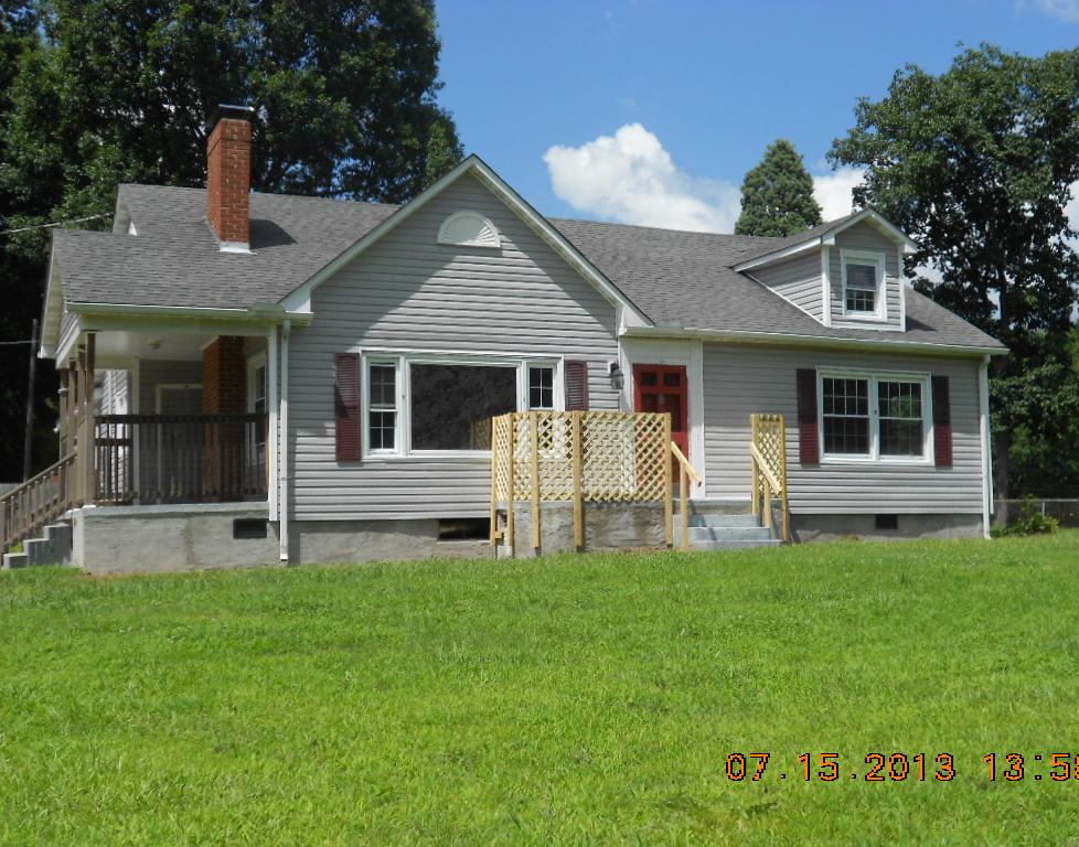 2111 Glenwood St, Kannapolis, NC 28083 