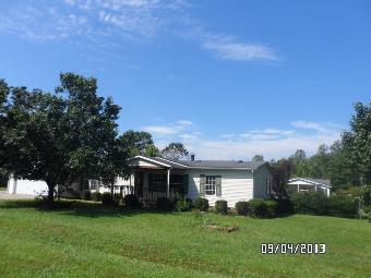 1050 Oakmont Rdg, Winston Salem, NC 27105 