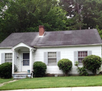 1114 South Benbow Road, Greensboro, NC 27406 