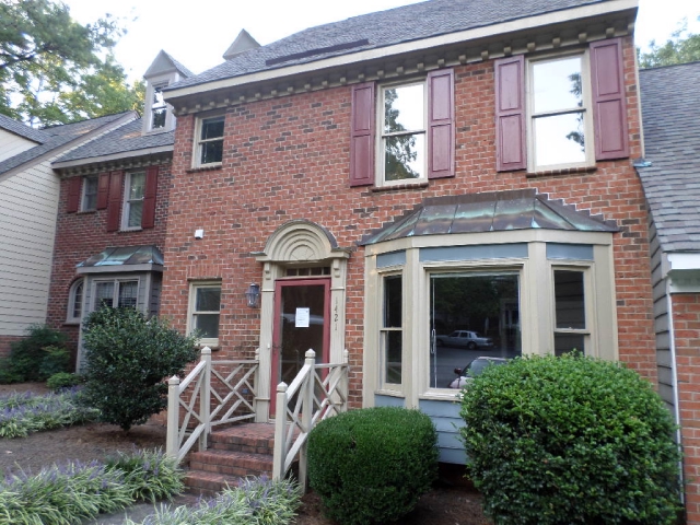 1421 Fowlkes Pl, Raleigh, NC 27612 