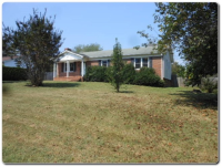 208 Ferncliff Dr, Gastonia, NC 28056 