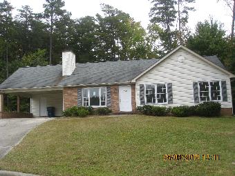 5500 Pebble Garden Ct, Greensboro, NC 27407 